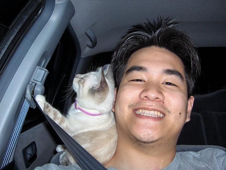HPIM0199.jpg - he loved car rides so much! that was his fav spot